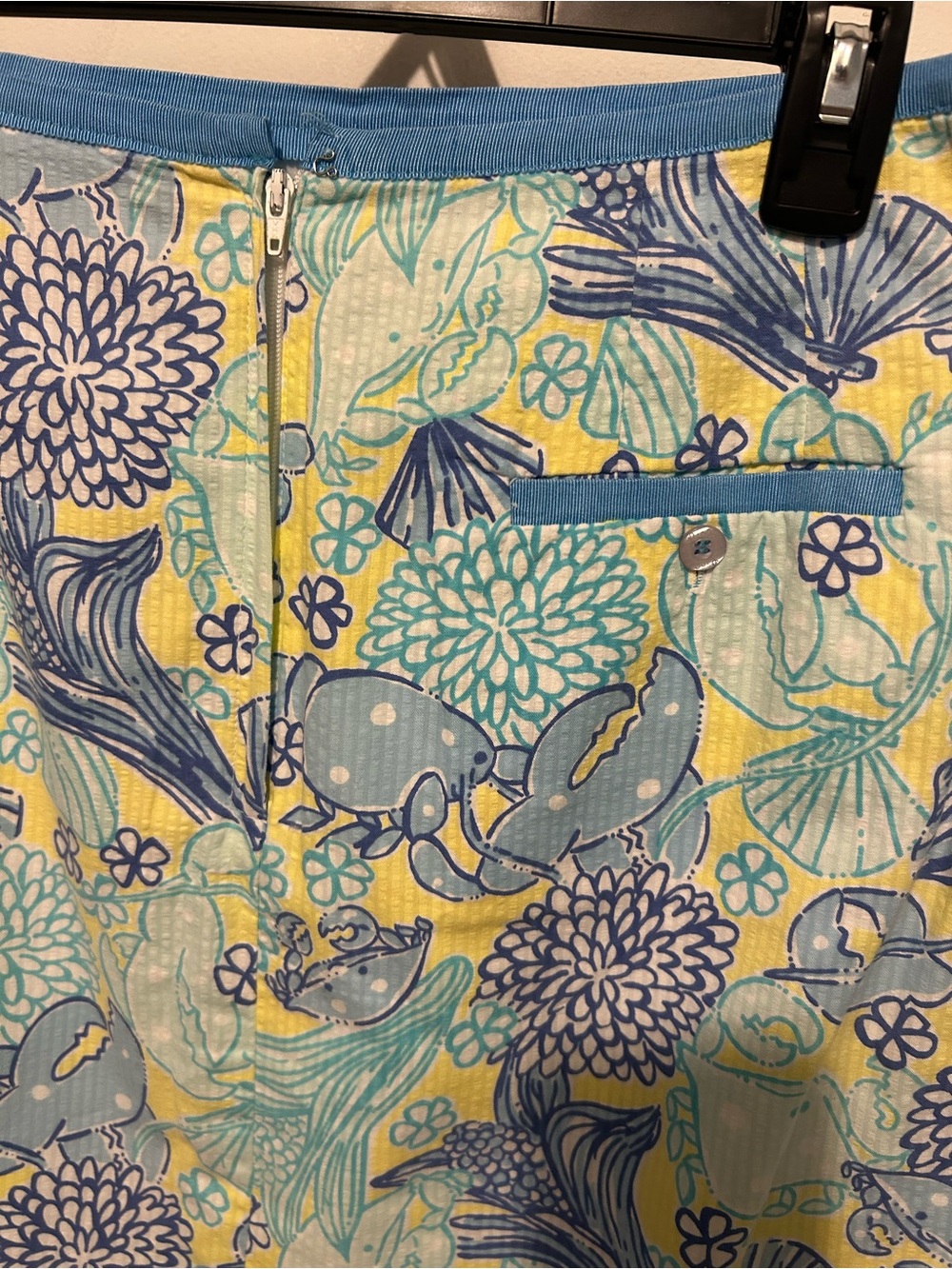Lilly Pulitzer - Seafood Salad Lobster Print Skirt - Blue & Yellow - Size: 8 - Picture 5 of 7